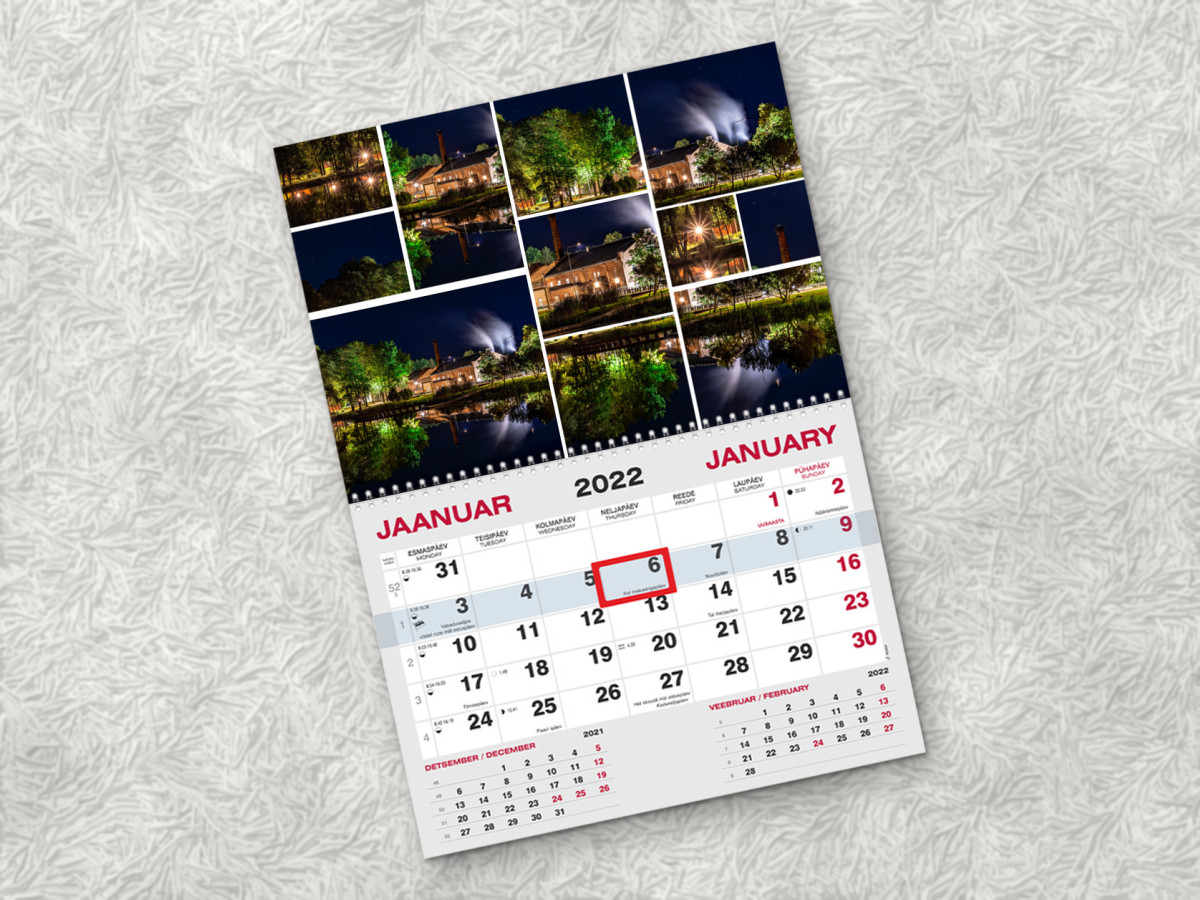 Mono kalender fotokollaažiga valgel karvasel vaibal